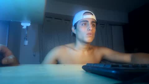 Tobias online show from December 2024 09:11:01 PM