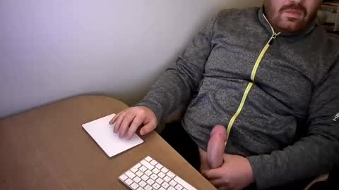 Snapshot of dupf127 chatting on January 2026 12:02:01 AM FloFrenchCurv288 online show from January 2026 12:02:01 AM