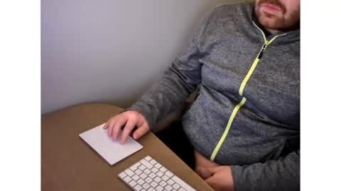 Snapshot of dupf127 chatting on January 2026 12:46:02 AM FloFrenchCurv288 online show from January 2026 12:46:02 AM