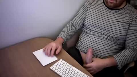 Snapshot of dupf127 chatting on January 2026 01:11:01 AM FloFrenchCurv288 online show from January 2026 01:11:01 AM