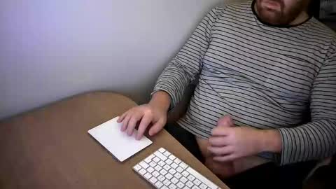 Snapshot of dupf127 chatting on January 2026 11:32:02 PM FloFrenchCurv288 online show from January 2026 11:32:02 PM