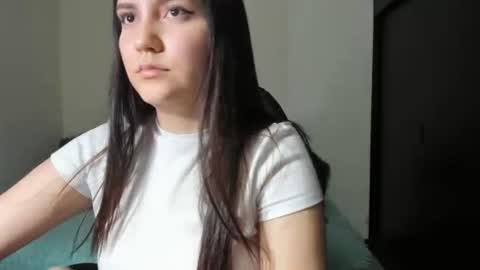 Snapshot of duqueza4you chatting on March 2025 03:59:02 AM Katia online show from March 2025 03:59:02 AM