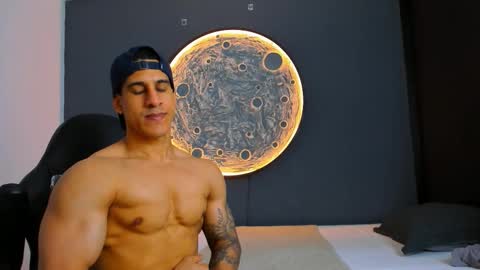 duran_dhikol1 online show from November 2025 12:35:01 AM