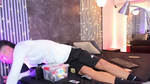 Duriel online show from January 2025 12:24:02 PM