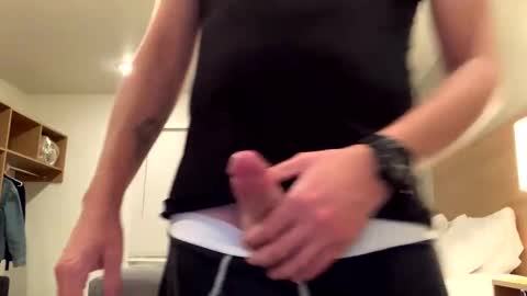 Snapshot of dustborn chatting on December 2024 06:50:02 AM DUSTBORN online show from December 2024 06:50:02 AM