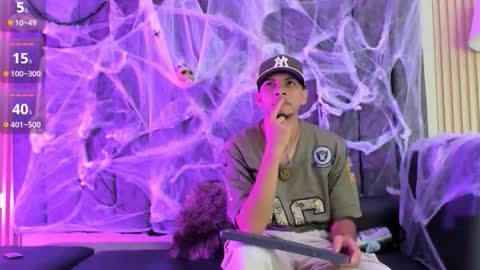 Snapshot of dustinandjordan chatting on October 2025 03:47:01 AM dustinandjordan online show from October 2025 03:47:01 AM