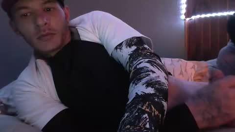 Snapshot of dustinwyant1983 chatting on November 2025 02:43:01 AM dustinwyant1983 online show from November 2025 02:43:01 AM