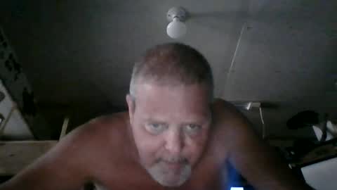 Snapshot of dustwon1 chatting on June 2026 06:45:02 PM dustwon1 online show from June 2026 06:45:02 PM