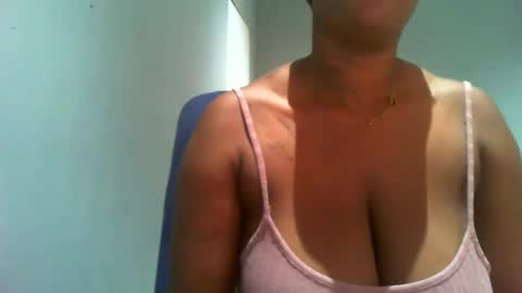 dustylucy online show from April 2026 06:13:01 AM