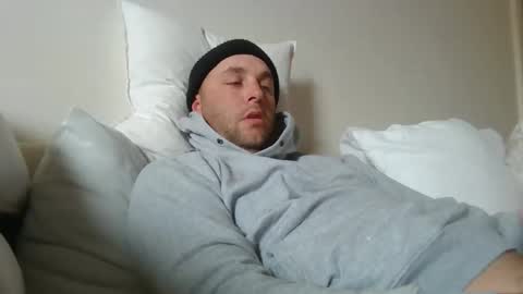 Snapshot of dustyroy09 chatting on September 2025 02:14:01 AM dustyroy09 online show from September 2025 02:14:01 AM