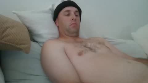 dustyroy09 online show from April 2026 11:57:02 PM