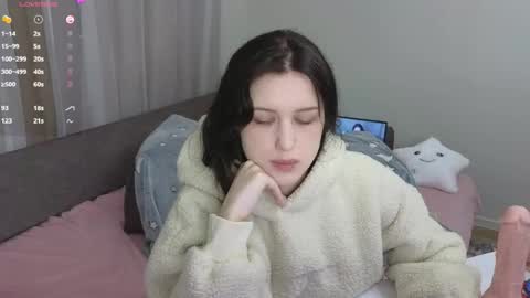 Dusya online show from April 2026 12:42:01 PM