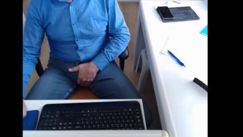 Snapshot of dutchpornking2 chatting on October 2025 09:44:01 AM dutchpornking2 online show from October 2025 09:44:01 AM