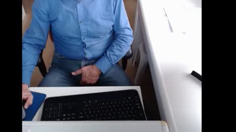 Snapshot of dutchpornking2 chatting on November 2025 09:11:02 AM dutchpornking2 online show from November 2025 09:11:02 AM