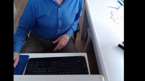 Snapshot of dutchpornking2 chatting on November 2025 09:10:02 AM dutchpornking2 online show from November 2025 09:10:02 AM