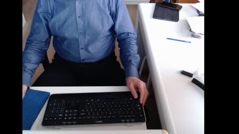 Snapshot of dutchpornking2 chatting on November 2025 08:03:02 AM dutchpornking2 online show from November 2025 08:03:02 AM