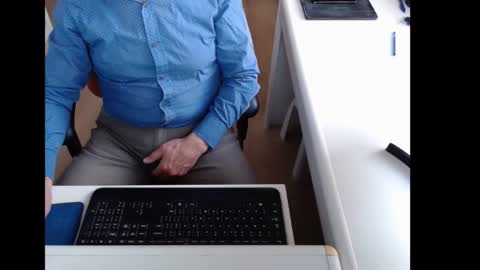 Snapshot of dutchpornking2 chatting on November 2025 08:03:02 AM dutchpornking2 online show from November 2025 08:03:02 AM