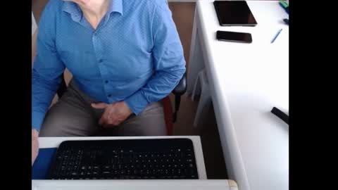 Snapshot of dutchpornking2 chatting on November 2025 08:04:01 AM dutchpornking2 online show from November 2025 08:04:01 AM