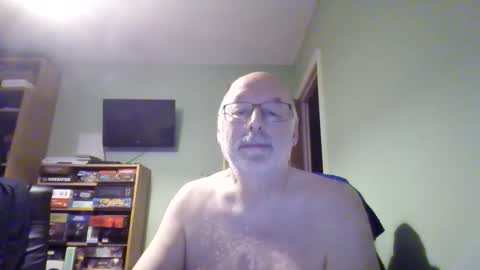 DutchUncleJohn online show from November 2025 04:28:01 PM