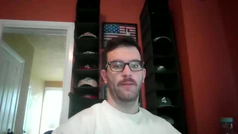 dweav240 online show from October 2025 07:36:02 PM