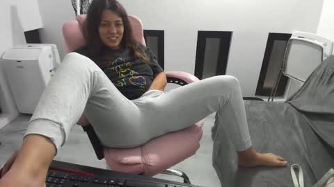 Snapshot of dyanakaylin chatting on September 2025 03:50:02 AM dayana online show from September 2025 03:50:02 AM