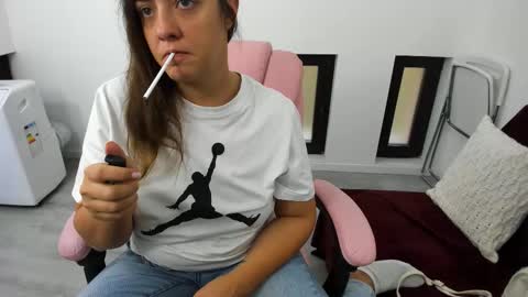 Snapshot of dyanakaylin chatting on September 2025 04:27:01 AM dayana online show from September 2025 04:27:01 AM