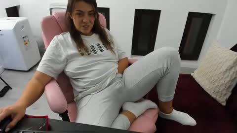 Snapshot of dyanakaylin chatting on September 2025 03:55:02 AM dayana online show from September 2025 03:55:02 AM