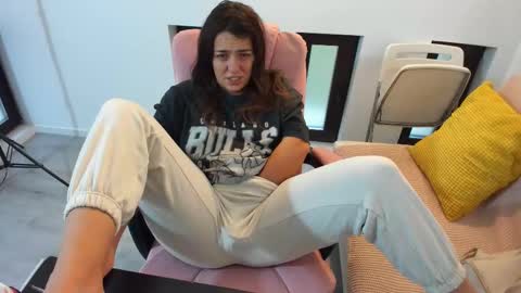 Snapshot of dyanakaylin chatting on October 2025 05:57:02 AM dayana online show from October 2025 05:57:02 AM