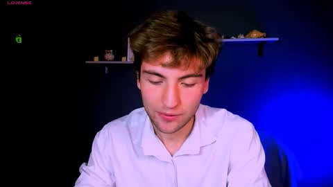 dylan_bold online show from November 2025 08:08:01 PM