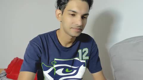 Snapshot of dylan_hoot chatting on September 2025 06:57:02 PM Dylan online show from September 2025 06:57:02 PM