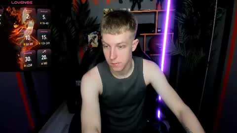 Snapshot of dylan_norton chatting on June 2026 10:40:02 AM Dylan online show from June 2026 10:40:02 AM