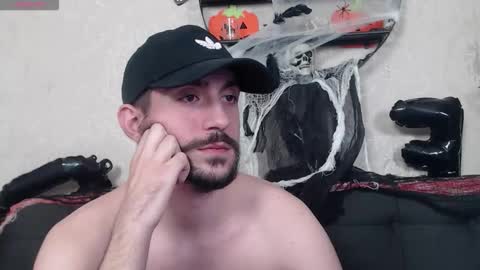 Dylan online show from October 2025 12:45:01 AM