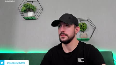 Dylan online show from November 2025 11:05:01 PM