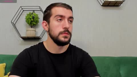 Dylan online show from November 2025 01:33:01 AM