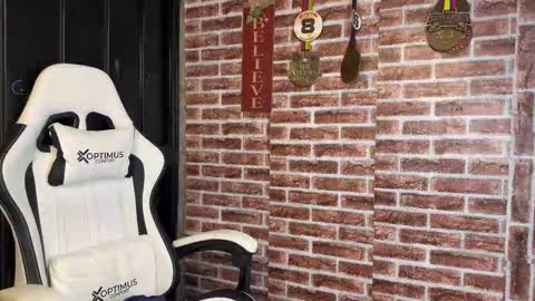 Dylangusss online show from February 2026 06:06:02 AM