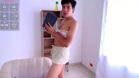 Snapshot of e_r_o_s_ chatting on November 2025 08:53:01 PM John online show from November 2025 08:53:01 PM