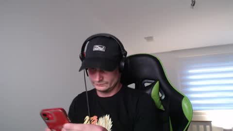 easypeasyglasgow online show from April 2026 07:03:02 PM