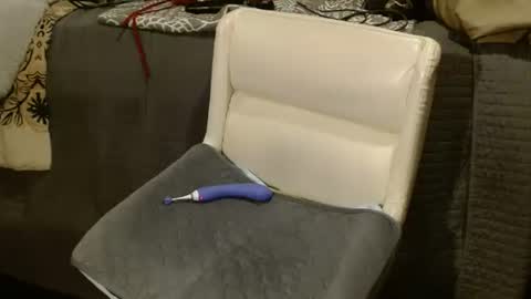 Six online show from February 2025 08:18:02 AM