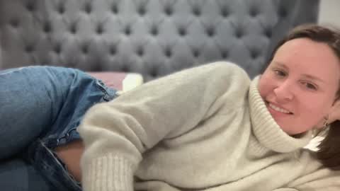 Snapshot of eatmypie69 chatting on January 2025 09:15:01 PM Nadia Ferreira  online show from January 2025 09:15:01 PM