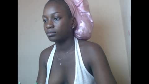 Snapshot of eatuupx chatting on January 2025 10:35:02 AM eatuupx online show from January 2025 10:35:02 AM