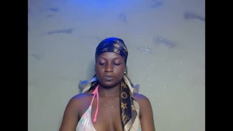 Snapshot of eatuupx chatting on December 2025 08:23:01 AM eatuupx online show from December 2025 08:23:01 AM