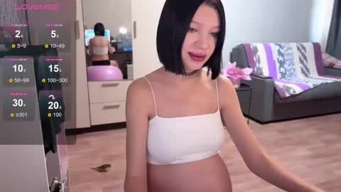 Snapshot of eazylove156 chatting on November 2025 06:12:01 AM Michael online show from November 2025 06:12:01 AM