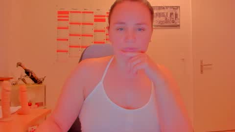 ebikon24 online show from May 2026 06:59:01 PM