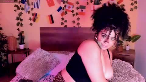 Snapshot of ebonnyrosee chatting on July 2026 08:33:01 PM Sol online show from July 2026 08:33:01 PM