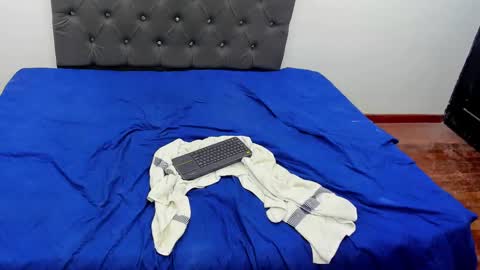 Snapshot of ebons_sexy chatting on December 2024 05:48:01 AM ebons_sexy online show from December 2024 05:48:01 AM