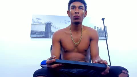 Snapshot of ebons_sexy chatting on December 2024 03:22:02 AM ebons_sexy online show from December 2024 03:22:02 AM