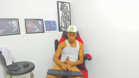 Snapshot of ebons_sexy chatting on January 2025 11:41:02 AM ebons_sexy online show from January 2025 11:41:02 AM