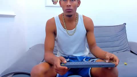 Snapshot of ebons_sexy chatting on January 2025 10:46:01 AM ebons_sexy online show from January 2025 10:46:01 AM