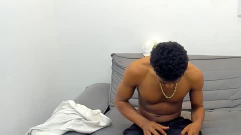 Snapshot of ebons_sexy chatting on January 2025 03:34:01 AM ebons_sexy online show from January 2025 03:34:01 AM