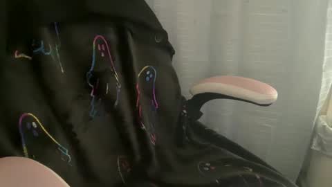 Snapshot of ebony8ivory chatting on January 2025 08:17:02 PM americnbarbie online show from January 2025 08:17:02 PM